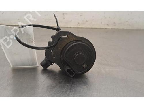 Used Auxiliary water pump Auxiliary water pump BMW X1 (U11) xDrive 25 e Plug-in-Hybrid (245 hp) 33918218 33918218