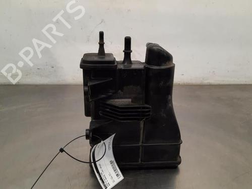 Used Fuel intake system BMW 2 Gran Tourer (F46) 220 i (192 hp) 23618875