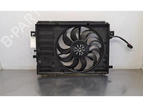 Used Radiator fan Radiator fan PEUGEOT 3008 III (KA_, KB_, KC_) Plug-in Hybrid 195 (KBDGK3) (194 hp) 35935242 35935242