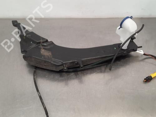 Used Windscreen washer tank PEUGEOT 308 II (LB_, LP_, LW_, LH_, L3_) 1.5 BlueHDi 130 (131 hp) 15234971