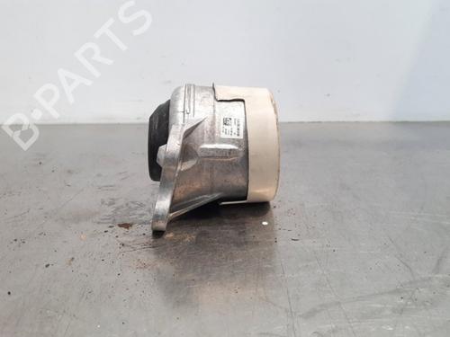 Used Engine mount MERCEDES-BENZ EQC (N293) EQC 400 4-matic (293.890) (408 hp) 16453696