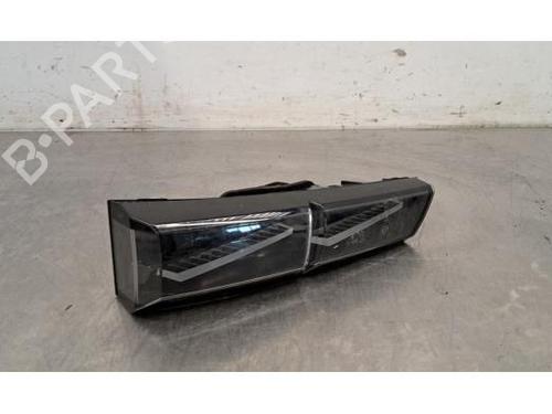Used Right taillight PEUGEOT 308 III (FB_, FH_, FP_, F3_, FM_) Hybrid 225 (F3DGYT, F3DGNH) (224 hp) 24419039