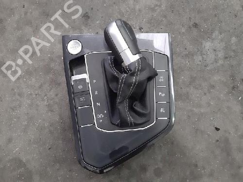 Used Gear lever VW TIGUAN (AD1, AX1) 2.0 TDI 4motion (150 hp) 10877076