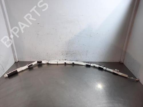 Airbag de toit droit OPEL CORSA F (P2JO) 1.2 (68) (75 hp) 23633677