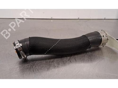 Ladeluftrohr für PEUGEOT 308 III (FB_, FH_, FP_, F3_, FM_) PureTech 130 (FPHNSL, FPHNST) (131 hp) 31273008