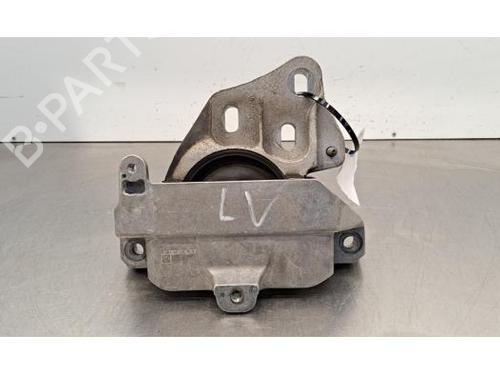 Used Engine mount Engine mount MERCEDES-BENZ A-CLASS Saloon (V177) A 250 e (177.186) (218 hp) 33058087 33058087