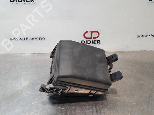 Used Fuse box KIA SPORTAGE III (SL) 1.7 CRDi (116 hp) 10892944