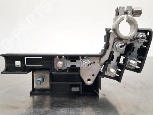 Used Fuse box PORSCHE MACAN (95B) 3.0 GTS (360 hp) 21674506