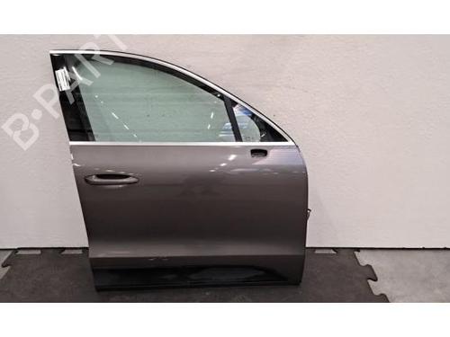 Used Right front door Right front door 39154403 39154403