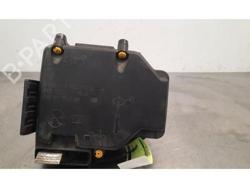 Used Fuse box CITROËN JUMPER II Van 2.0 BlueHDi 130 (130 hp) 23628117