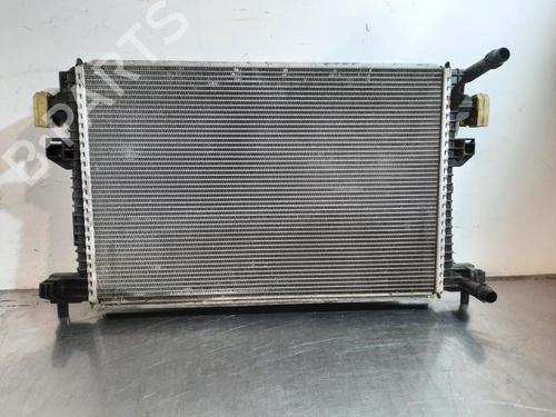 Used Water radiator Water radiator 38039164 38039164