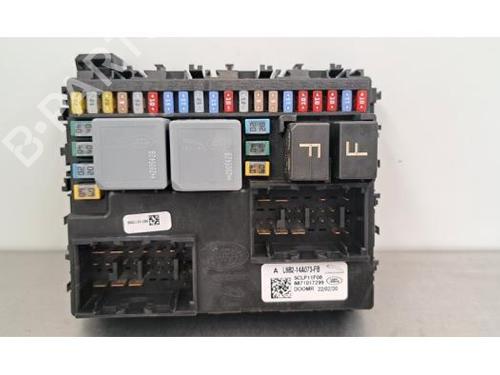 Used Fuse box LAND ROVER DEFENDER Station Wagon (L663) D240 SD4 4x4 (241 hp) 26916071