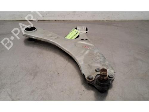 Used Right front suspension arm CITROËN C4 X (BD_, BE_, BF_) 1.5 BlueHDi 130 (BEYHZB) (131 hp) 29393311