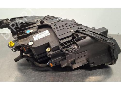 Left headlight PEUGEOT 308 III (FB_, FH_, FP_, F3_, FM_) PureTech 130 (FPHNSL, FPHNST) | BP31241747C28 