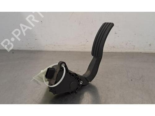 Used Pedal RENAULT EXPRESS Box Body/MPV 1.3 TCe 100 (F6MA) (102 hp) 30187390