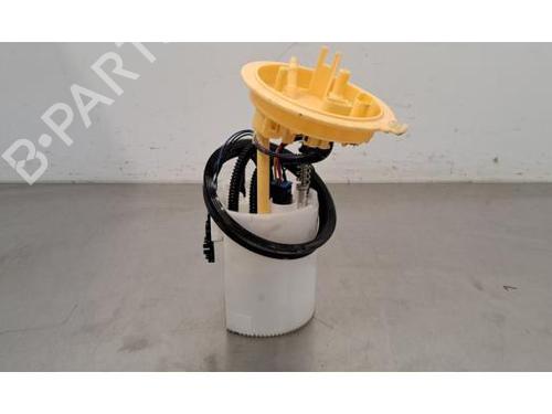 Used Fuel pump VW GOLF VIII (CD1, DA1) 2.0 TDI (150 hp) 29393097
