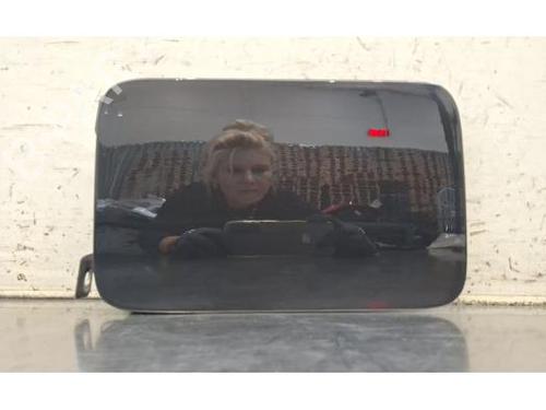 fuel-flap-dacia-sandero-iii-2021-40050177 main image