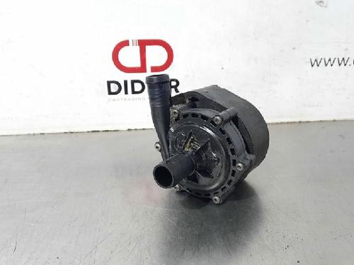 Used Auxiliary water pump TESLA MODEL S (5YJS) 70D AWD (334 hp) 15019077