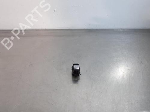 Used Switch MERCEDES-BENZ C-CLASS (W205) C 220 BlueTEC / d (205.002, 205.004) (170 hp) 31843004