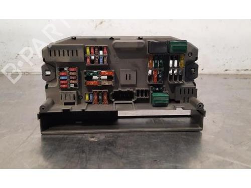 Used Fuse box BMW X5 (E70) xDrive 30 d (245 hp) 24965624
