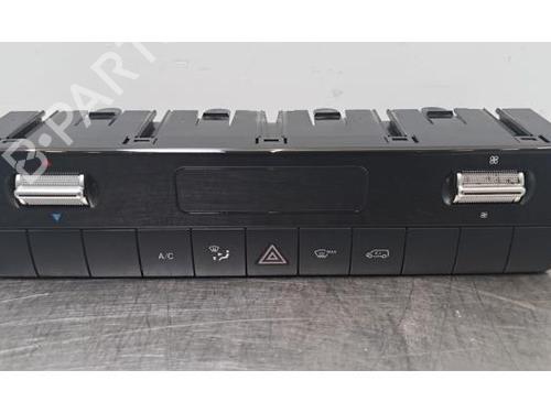 Used Climate control Climate control 37479141 37479141