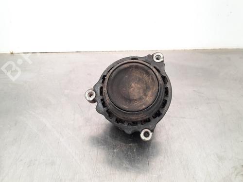 Used Engine mount BMW 3 (F30, F80) 318 d (136 hp) 16398180