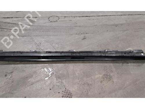 Højre sidekjole MERCEDES-BENZ A-CLASS Saloon (V177) A 180 (177.184) (136 hp) 31085356