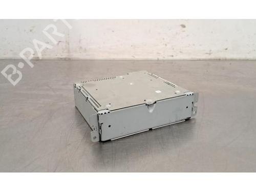Used Radio RENAULT MASTER III Van (FV) 2.3 dCi 150 FWD (FV0F, FV03, FV09) (150 hp) 24441480