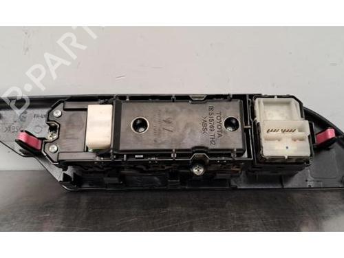 Switch TOYOTA HILUX VIII Pickup (_N1_) 2.8 TD 4WD (GUN126) | BP29389056I30 