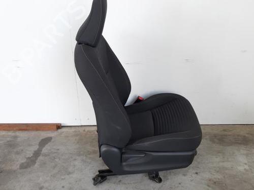 Right front seat TOYOTA YARIS (_P13_) 1.5 Hybrid (NHP130_, NHP130) | BP23642904C16 
