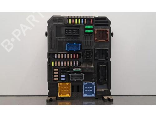 Zekeringkast DS DS 3 / DS 3 CROSSBACK (UR_, UC_, UJ_) 1.5 BlueHDi 130 (UCYHZR) (130 hp) 30194943