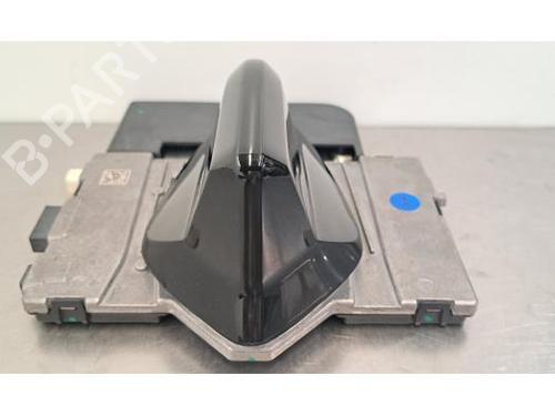 Used Antenna/Base PEUGEOT 2008 II (UD_, US_, UY_, UJ_, UR_, UC_) 1.2 PureTech 130 (USHNS, URHNS) (130 hp) 27267485