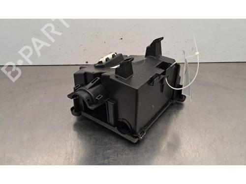 Used Fuse box PEUGEOT 3008 III (KA_, KB_, KC_) e-210 (KCZKZX) (213 hp) 32665426