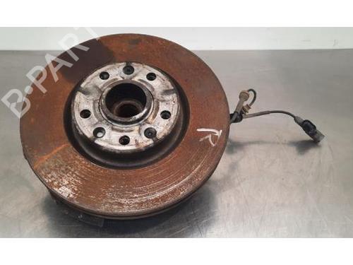 Right front steering knuckle CITROËN C4 SPACETOURER (3D_) 1.5 BlueHDi 130 | BP23605797M26 