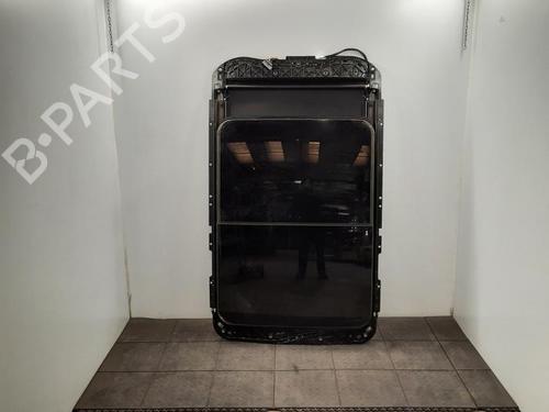 Used Sunroof Sunroof PEUGEOT 3008 II SUV (MC_, MR_, MJ_, M4_) 1.2 THP/ PureTech 130 (MRHNSM, MRHNSU, MRHNSJ, MRHNYW,... (131 hp) 36169428 36169428