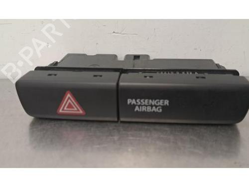 advarselskontakt-suzuki-s-cross-2022-34200069 main image