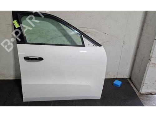 Used Right front door CITROËN C3 IV (CC_, CB_) ë-C3 (CBZYAZ) (113 hp) 30403904