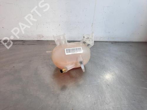 expansion-tank-jeep-renegade-suv-bu-b1-bv-2014-34118062 main image