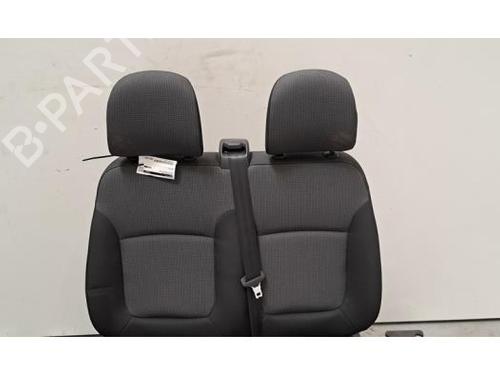 Right front seat RENAULT TRAFIC III Van (FG_) 2.0 dCi 130 (FGMY) | BP39038588C16 - Image 2