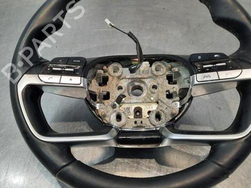 Used Steering wheel KIA SORENTO I (JC) 2.5 CRDi (170 hp) 21673234