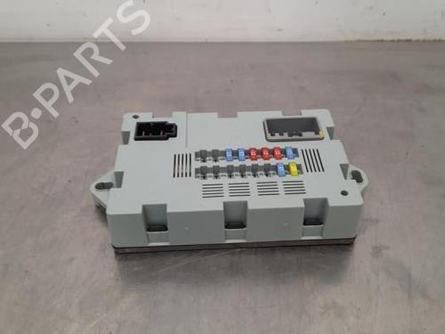 Used Fuse box LAND ROVER DISCOVERY SPORT (L550) 2.0 D 4x4 (150 hp) 23580733