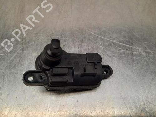 Sentrallåsmotor tankluke SEAT IBIZA V (KJ1, KJG) 1.6 TDI (95 hp) 23607045