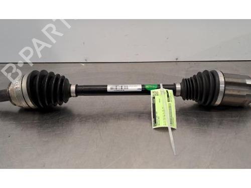 Used Left front driveshaft MG MG ZS SUV (ZS32) 1.5 Hybrid+ (197 hp) 30447015