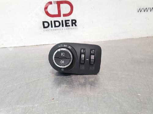 switch-opel-mokka-mokka-e-76-9836300180-2020-10891564 main image