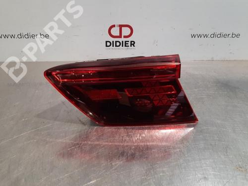 right-taillight-vw-tiguan-ad1-ax1-20-tdi-5na945308-2016-10894729 main image