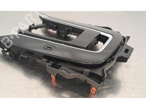 Gear lever TOYOTA COROLLA Estate (_E21_) 1.8 Hybrid (ZWE211W) | BP28081597M90 