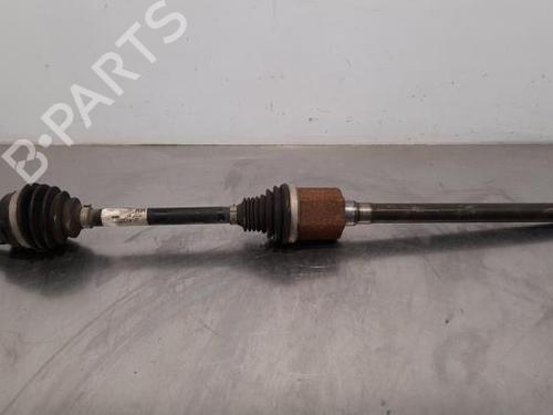 Used Right front driveshaft LAND ROVER RANGE ROVER VELAR (L560) 2.0 D180 TD4 4x4 (180 hp) 15793211