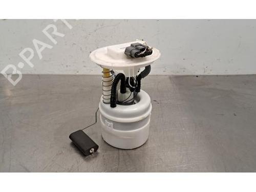 Used Fuel pump RENAULT CLIO V (B7_) 1.0 SCe 75 (B7M5) (72 hp) 23868561