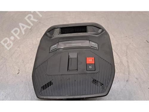 Interior roof light PEUGEOT 308 III (FB_, FH_, FP_, F3_, FM_) PureTech 130 (FPHNSL, FPHNST) | BP23638725I8