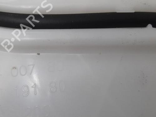 Windscreen washer tank PEUGEOT 3008 II SUV (MC_, MR_, MJ_, M4_) 1.2 THP/ PureTech 130 (MRHNSM, MRHNSU, MRHNSJ, MRHNYW,... | BP15791806C113 